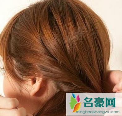 梨花头怎么扎好看