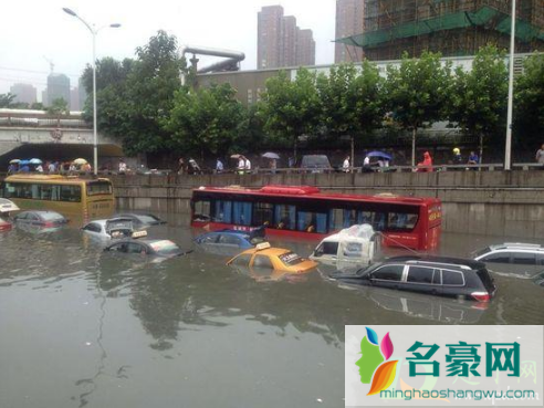 汽车淹到什么位置才会有问题3