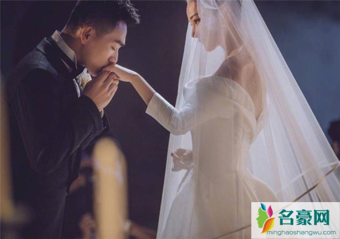 张馨予和老公结婚照