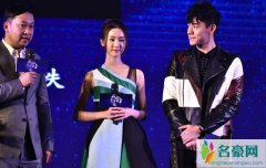 陈都灵章泽天对比照 两大校花同框对比她被秒杀了