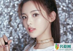杨超越整容前后照片曝光 村花黑历史层出不穷被骂
