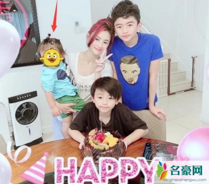 张柏芝近照