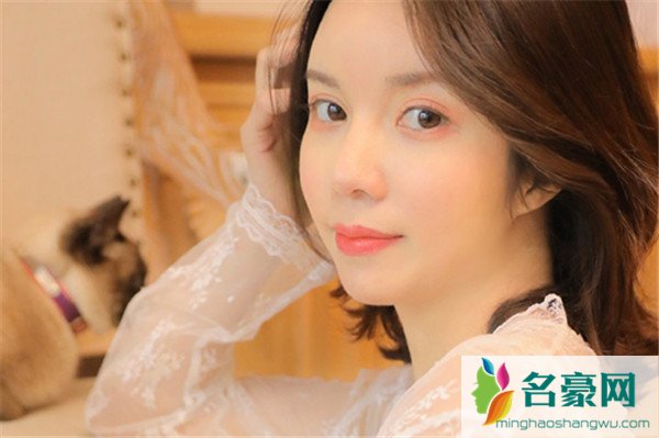 已婚女人出轨的细节