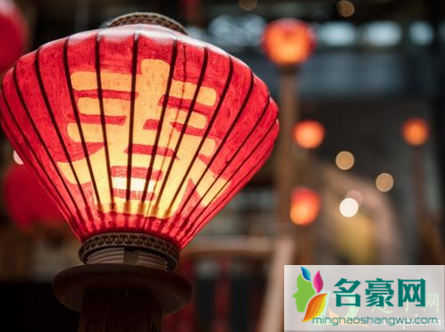 除夕灯要开到几点1