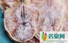 鱿鱼泡开是什么样的 鱿鱼干泡发要多久