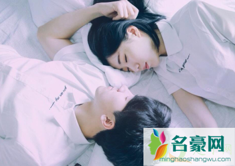 2021年七夕朋友圈怎么秀恩爱低调1