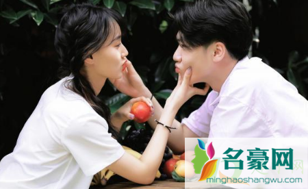 2021年七夕朋友圈怎么秀恩爱低调2
