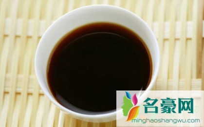 做了双眼皮吃酱油会留印吗3