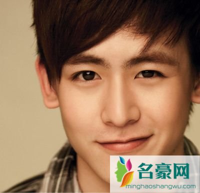 徐贤和昌珉什么关系 尼坤暴打昌珉的照片