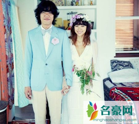 李孝利老公是谁 李孝利老公结婚照