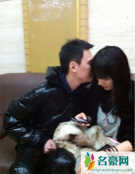 杨幂冯绍峰结婚了吗 杨幂和冯绍峰的结婚照婚纱照/睡照/情侣照