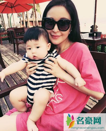 林申老婆是杨雨辰 林申杨雨辰结婚照