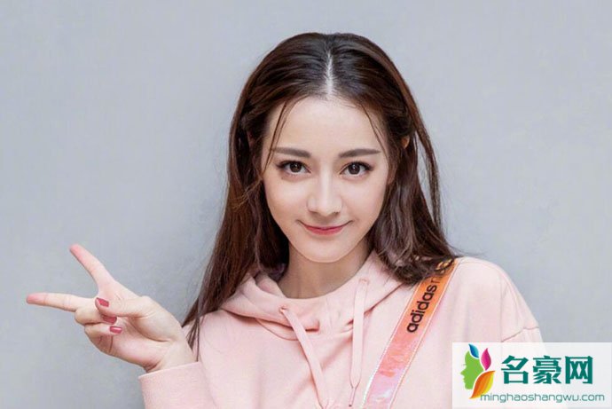 迪丽热巴和DG解约