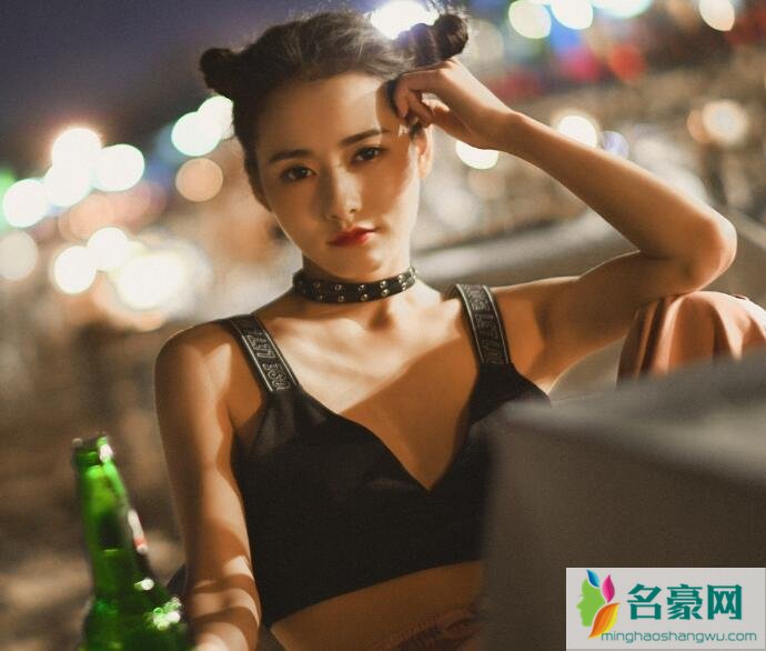 柴碧云风情万种照片