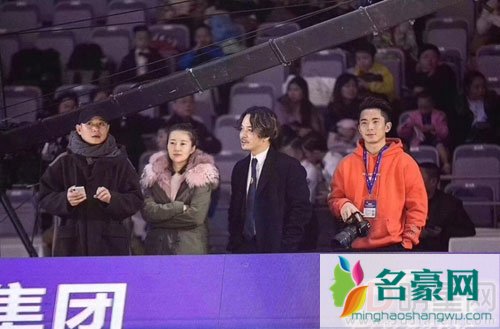 女儿获舞蹈比赛冠军 文章马伊琍台下加油