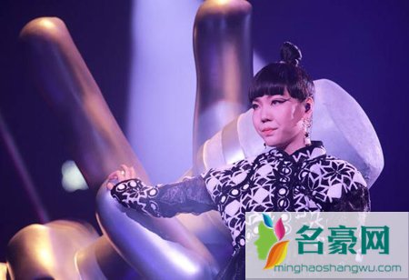 吴莫愁长得好丑 吴莫愁与哈林生活照/开房照/僵尸照