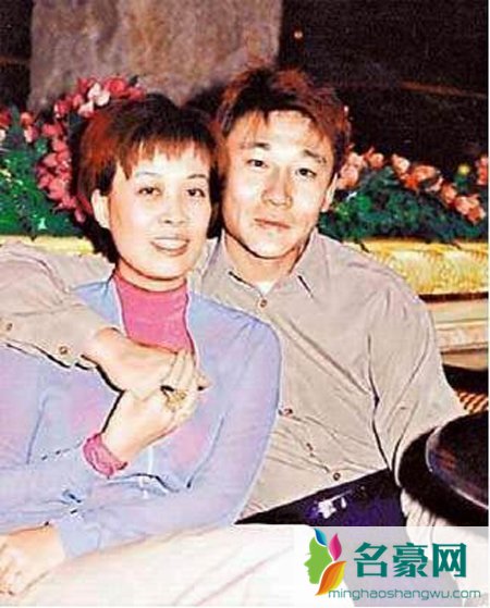 那英高峰为什么离婚 那英前夫高峰近况年龄