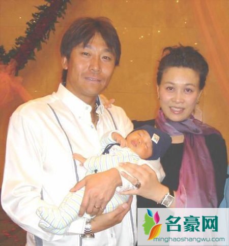 那英高峰为什么离婚 那英前夫高峰近况年龄