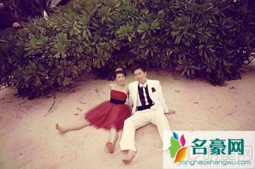 阔太李念晒幸福 庆祝结婚七周年