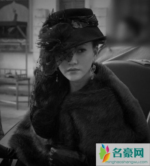 英雄使命周楚楚激情床戏 铁血使命周楚楚吻戏床戏
