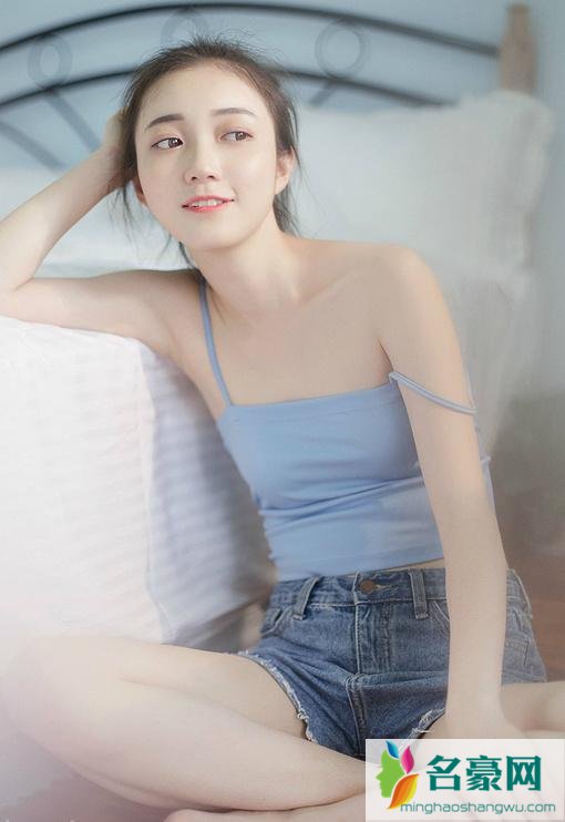 恋爱干货;女人把这个6个地方给你看,说明她是真的爱你!