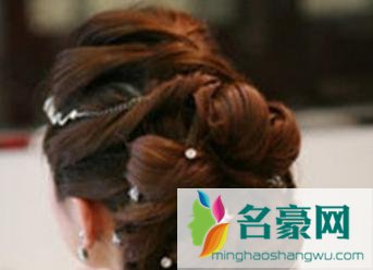 盘发发型图片