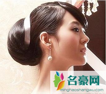 盘发发型图片