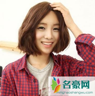 波波头适合什么脸型