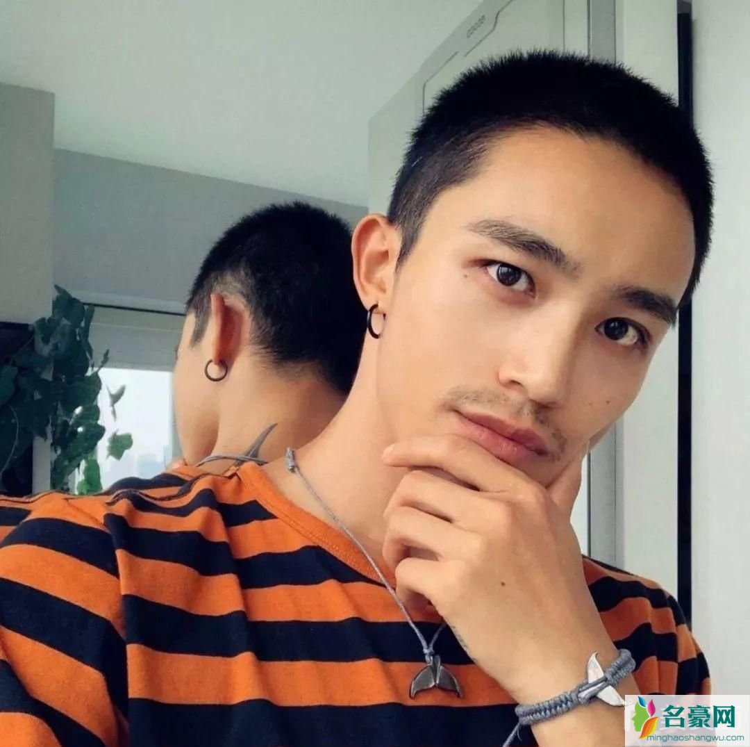 男生短发精神帅气发型_名豪网清爽精神的男生发型图片1