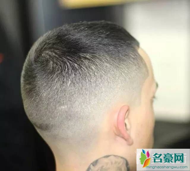 男生短发精神帅气发型_名豪网清爽精神的男生发型图片17