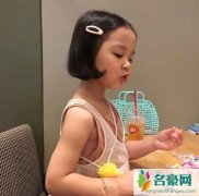 萌宠可爱的小女孩短发怎么扎简单好看