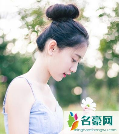 韩式丸子头发型