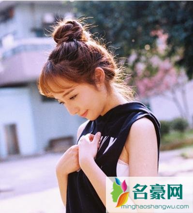 韩式丸子头发型
