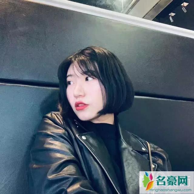 脸型：圆鹅蛋脸适合的发型1