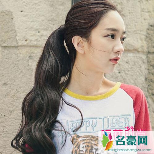 韩式小清新马尾辫发型 清爽露额时尚气质