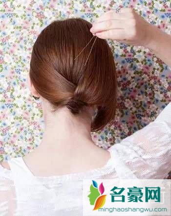 长发变短发绑扎步骤图解5