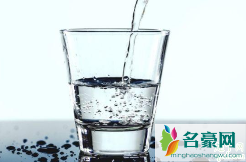 自来水和纯净水哪个烧开对身体好 自来水和纯净水能混在一起喝吗2