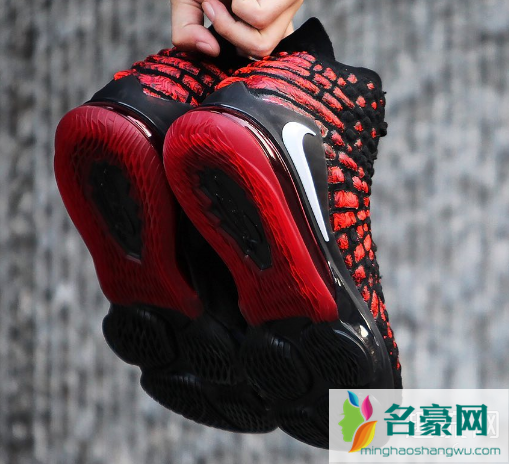 黑红LeBron 17新品曝光 黑红 LeBron 17实物赏析