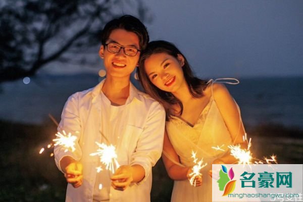 婚外情冷战多久男人会想你 婚外情冷战男人想你的表现