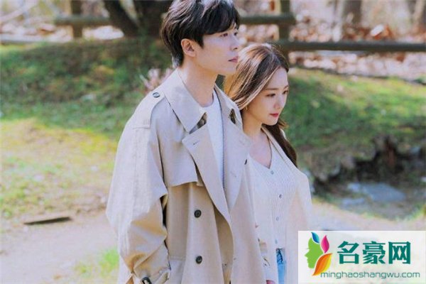 感情中主动和倒贴的区别 女生主动和倒贴的区别是什么