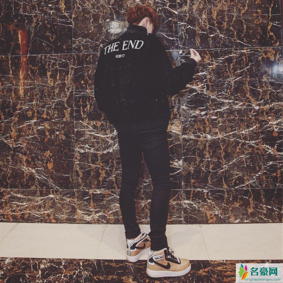 鹿晗吴亦凡黄子韬世纪同框球鞋上脚,哪款虏获你的心扉
