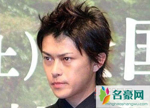 户田惠梨香离开绫野刚搭上胜地凉 户田惠梨香的历任男友