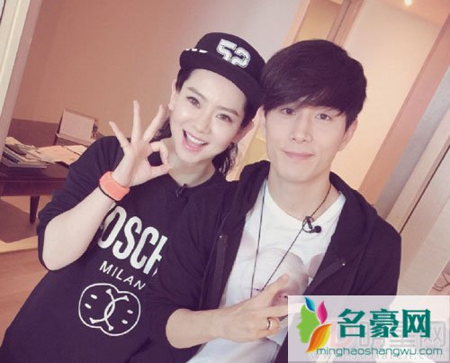 操碎了心！戚薇光棍节为员工征婚