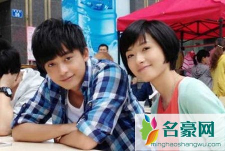 李佳航喜欢万茜吗 李佳航万茜生活照