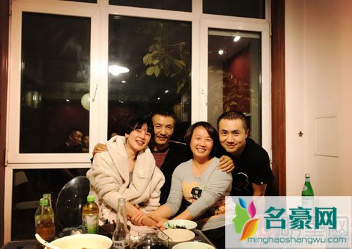 吴晓敏晒与朴树合照 为其庆生罕见秀恩爱