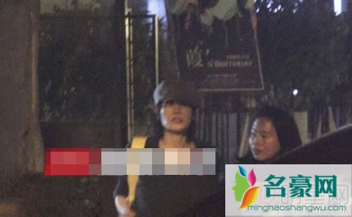 王菲李亚鹏同框 二人同出席好友马葭生日会