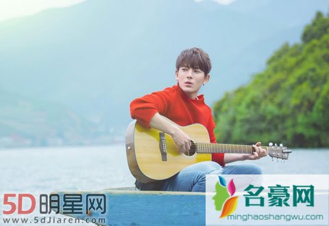 陈翔左耳已经失聪七年 带给大家欢笑令人心疼