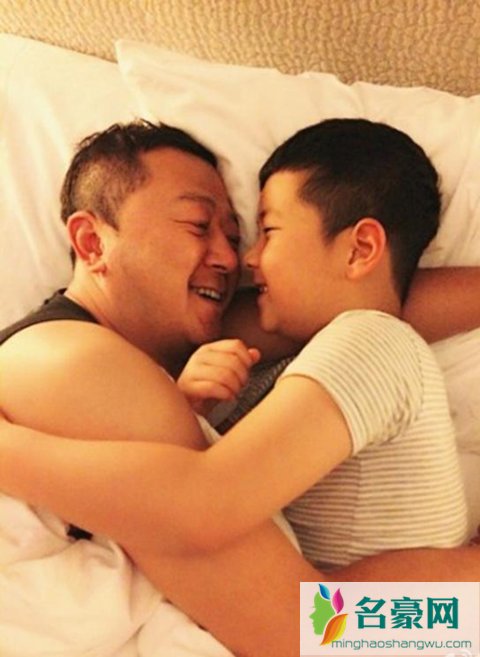 郭涛老婆抽烟训儿子 郭涛老婆身高