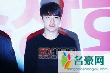 EXO成员D.O.有望与演员金所炫一起主演电影《纯情》
