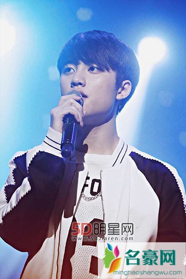 EXO成员D.O.有望与演员金所炫一起主演电影《纯情》